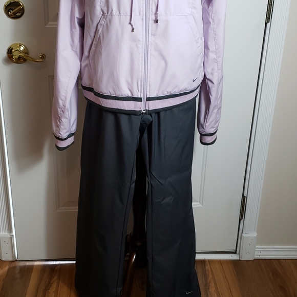 *3 for $25*  Nike Lavender and Gray Jogging Suit EUC - Picture 2 of 15